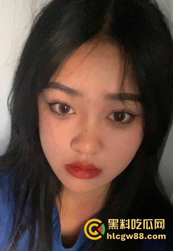 玩和平精英撩到骚货妹子，装纯给我骗皮肤，转头变身贱狗勾搭全图男，铁路学校的婊子明年毕业不知祸害谁！-3