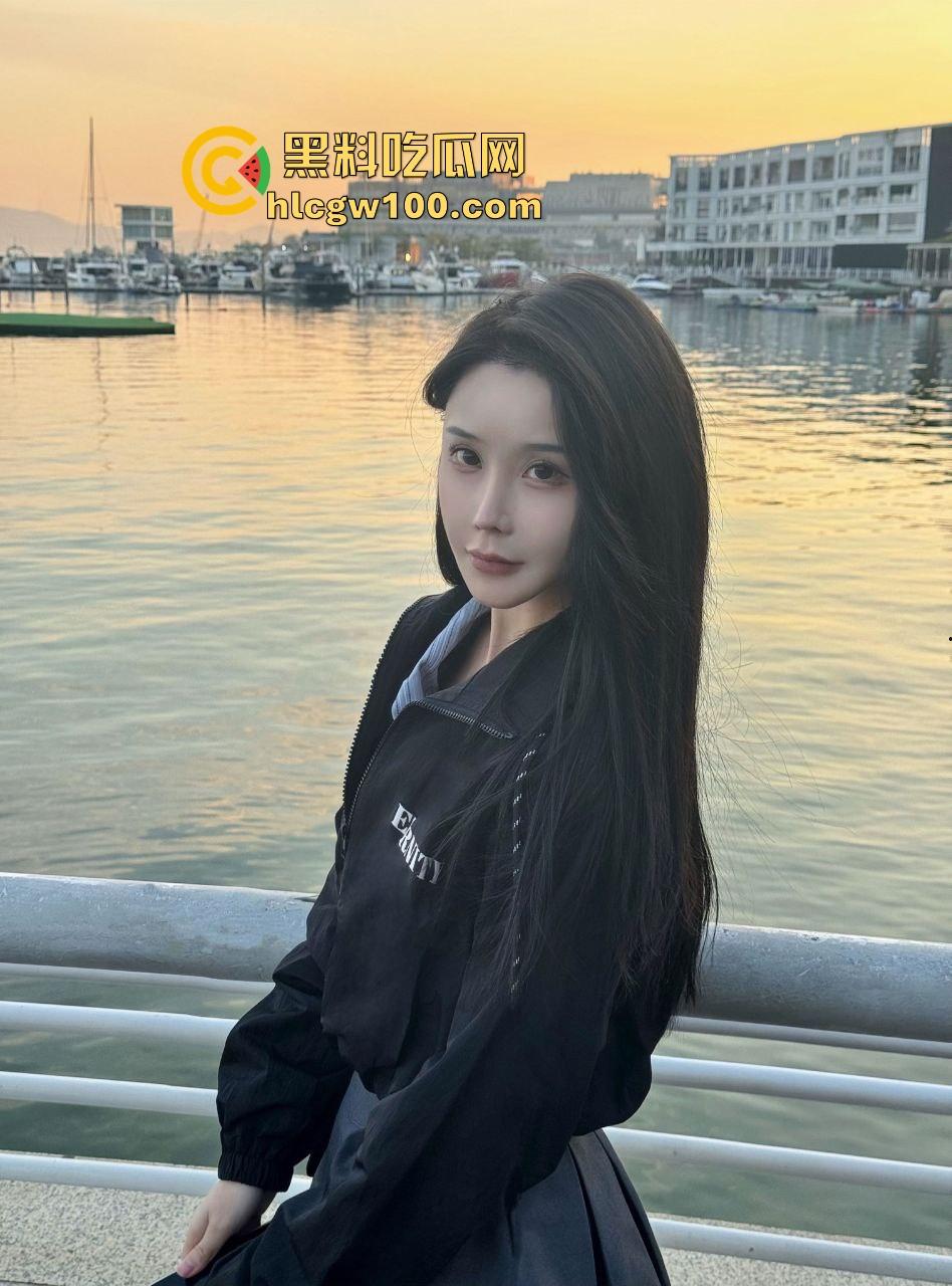 杭州富哥的奢华下午茶,茶又白又长端起来就是极品,喝上一口直接懂了品茶得滋味,咱喝的只能算下脚料!-9