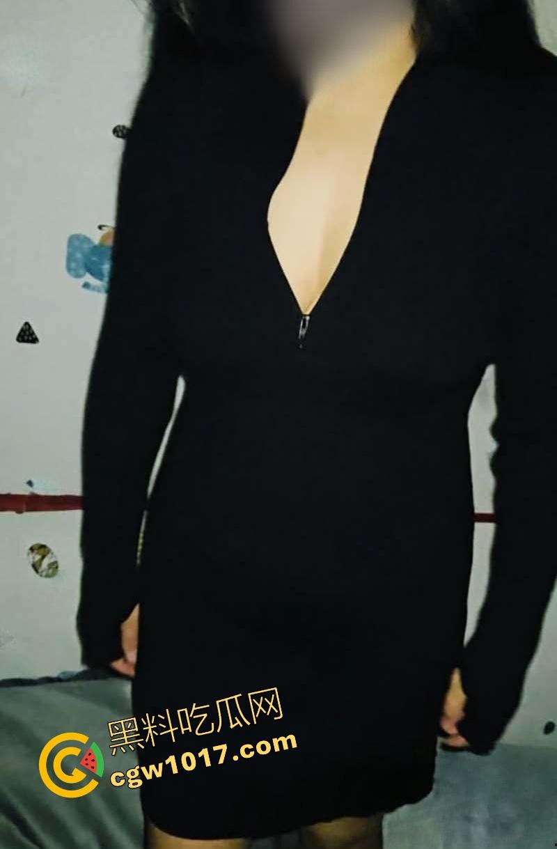 排卵期大姨子饥渴难耐，主动真空换装勾引，后妈裙瑜伽裤性感诱惑，微胖巨乳惨遭无情爆操内射！-3