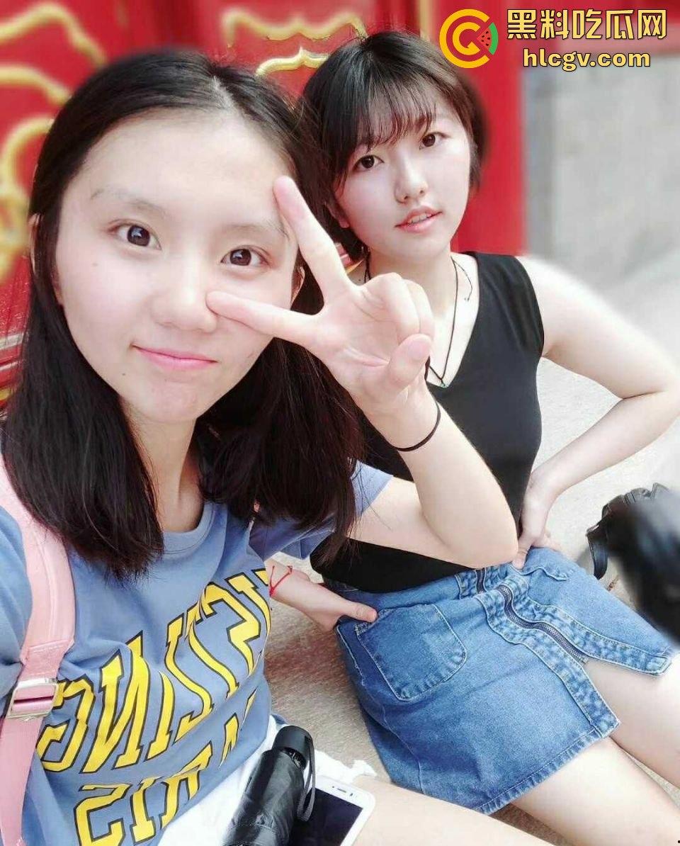 百度云惊现情侣口交后入泄密视频！清纯情侣私下骚得不行，展露隐藏的风骚一面！-2