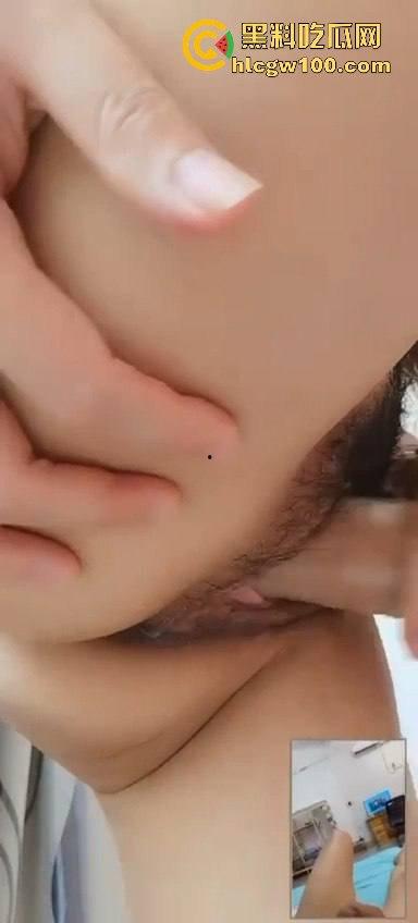 瓜友投稿！快手极品网红【依依姐姐】一对一自慰视频流出，且看且珍惜 账号以给封禁，全程露脸自慰。-14