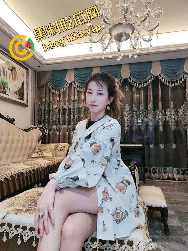 抖音推特御姐【禧阿妹】3P肛交私密流出，情趣自慰被炮友狂干画面火辣！-11