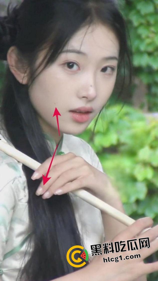 推特【一杆钢枪】约啪抖音国风美女网红【七贰陆】被实锤 3p颜射视频流出-4