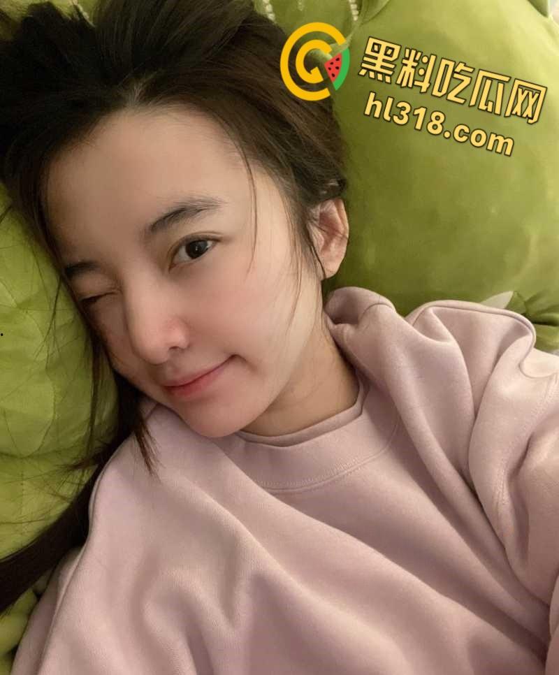 天津美术学院大二【程玥雯】,做着贱卖身体的活,黑丝翘臀后入撞击都在抖,骨子里就透露着校园公交车!-5