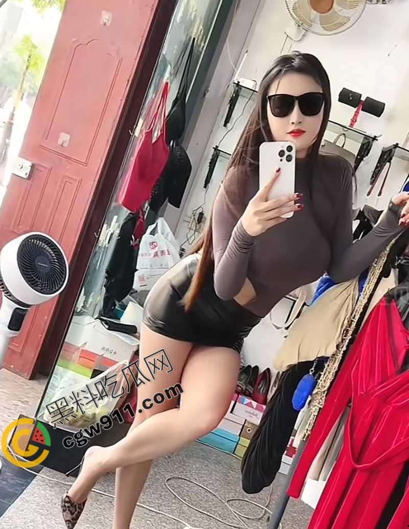 抖音网红熟女【宝贝呀】与金主激情视频流出!骚媚撩人,巨乳肥臀,年过40私处竟如少女般粉嫩,金主狂玩不已-4