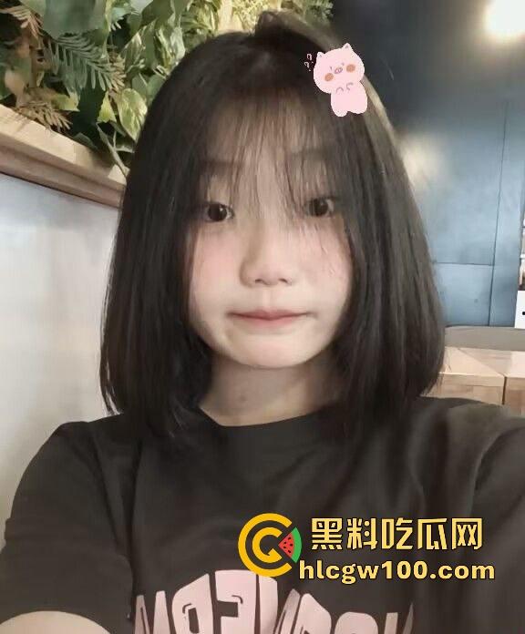 重庆江津职教06年幼师『刘媛』大尺度流出!裸聊自慰拍到拉尿环节,稚嫩鲍鱼怼镜头,狼友隔屏想舔逼!-3