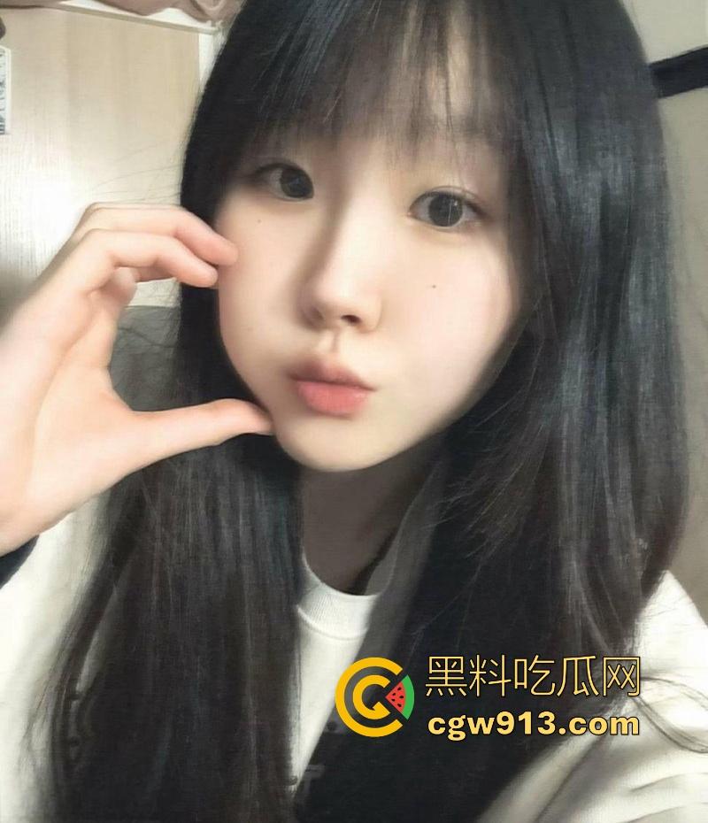 广西师范学院【王楚润】奔现网恋男友,见面后主动献身骑乘,又淫荡又饥渴,为什么我遇不到这么的网友!-1