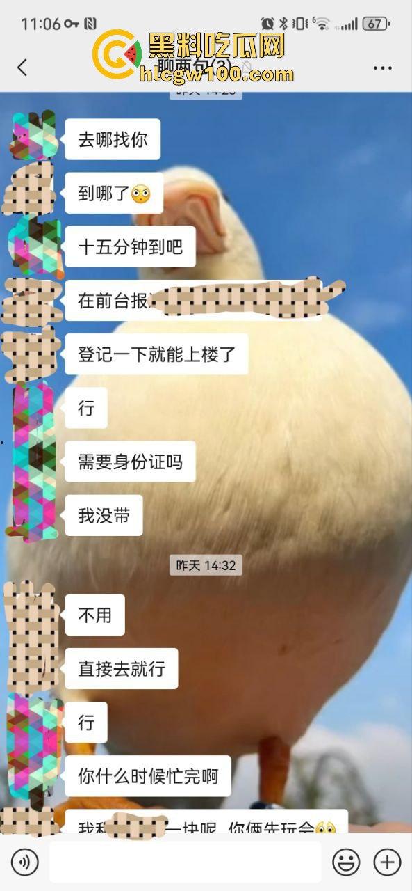 小编推荐!推特绿帽博主【小熊戴绿帽】把自己老婆送给单男爆操,完整聊天截图视频流出,内容属实劲爆。-53