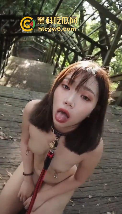 海南外国语极品骚货【冯静姝】带狗链公园伺候金主!跪地舔鸡巴,草地上演狗奴调教全套!-6