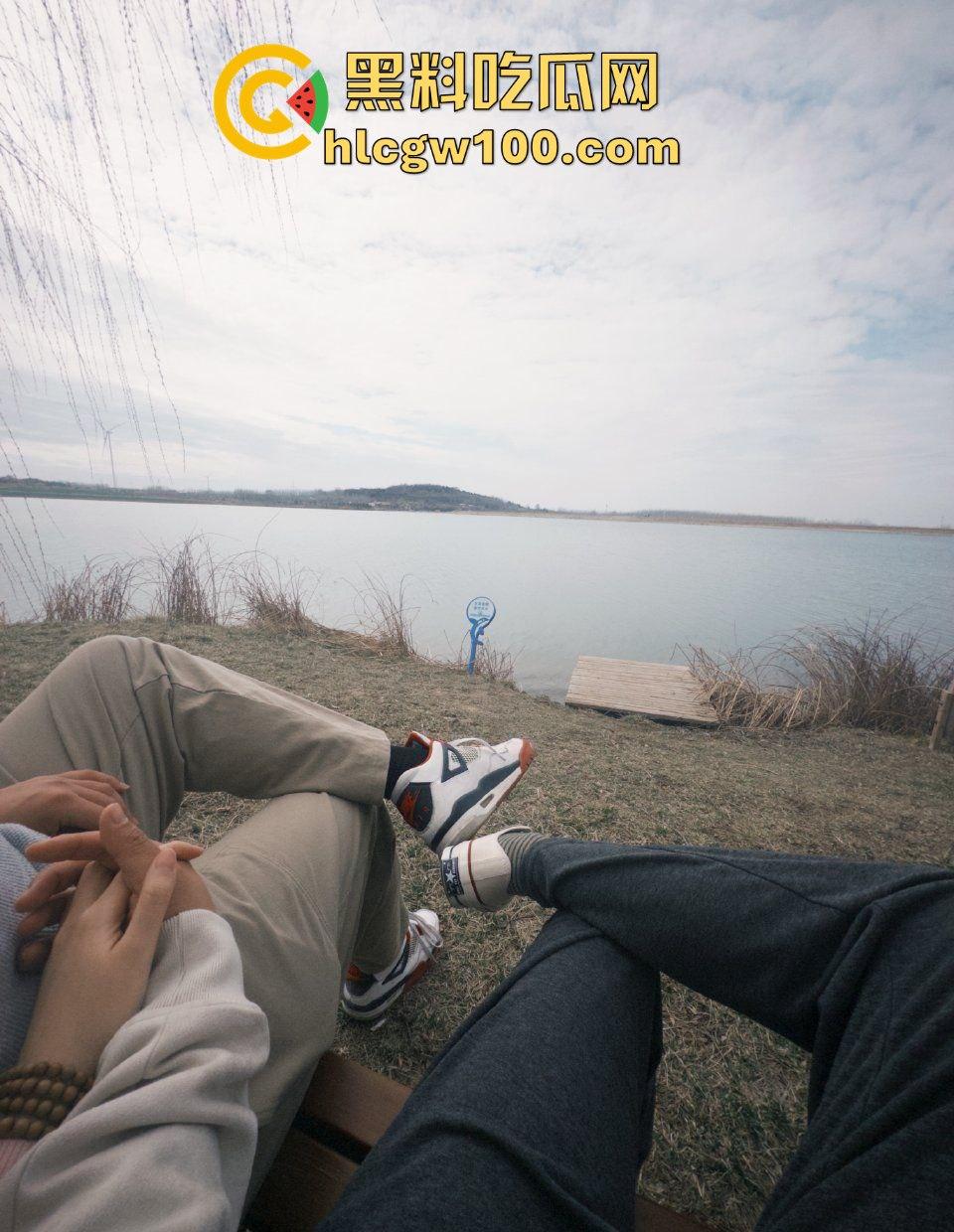 小编推荐!推特绿帽博主【小熊戴绿帽】把自己老婆送给单男爆操,完整聊天截图视频流出,内容属实劲爆。-97