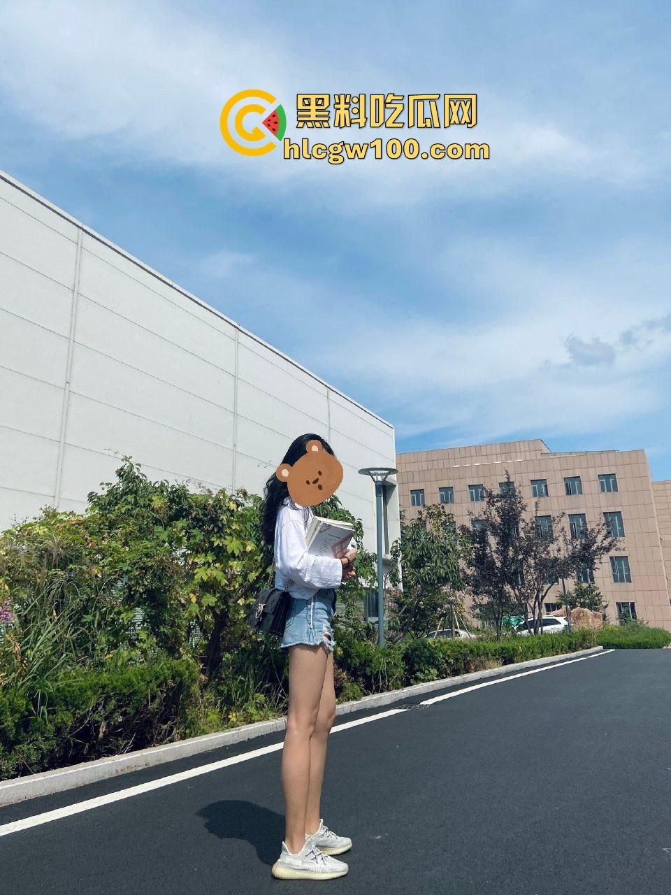 小编推荐!推特绿帽博主【小熊戴绿帽】把自己老婆送给单男爆操,完整聊天截图视频流出,内容属实劲爆。-99