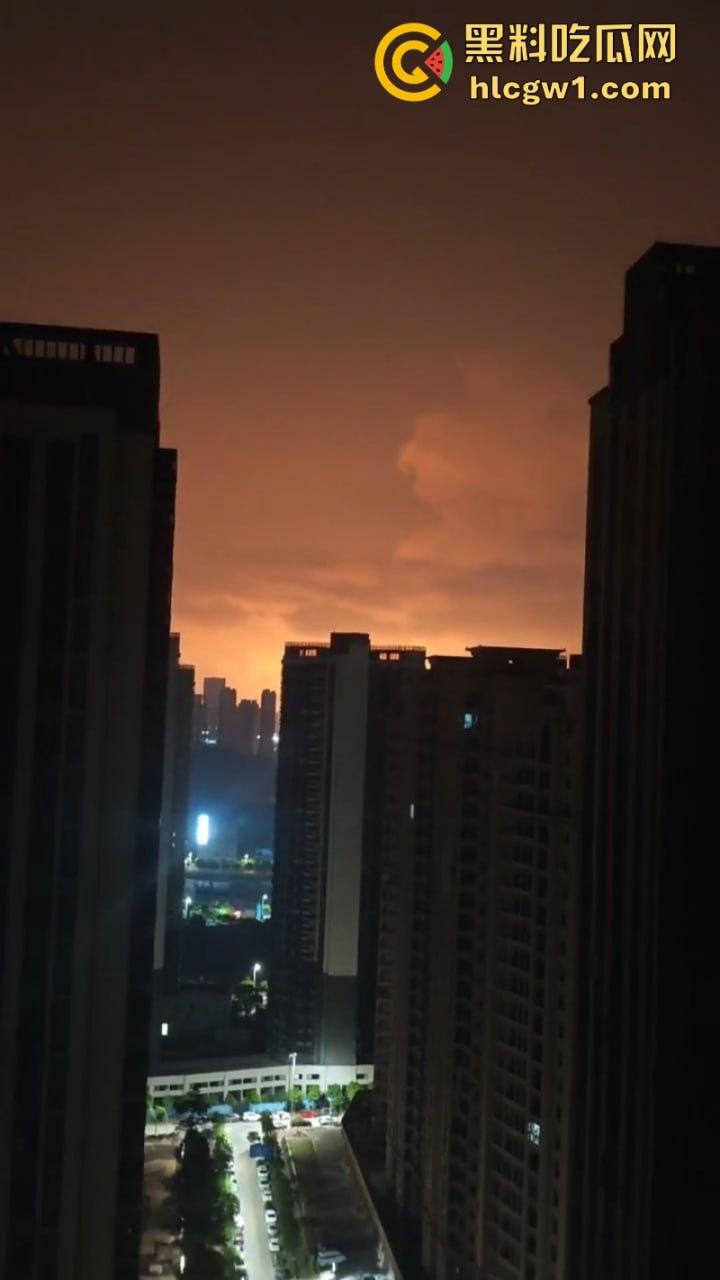 广东惠州大亚湾石化区核电站火光冲天 现场实拍视频流出 这是爆炸还是日出啊？-10