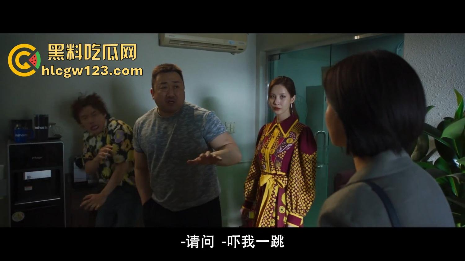 神圣之夜黑料4K蓝光免费看,马东锡一拳一个鬼,你以为是正义猎魔?其实全员疯批疯得真实!-4