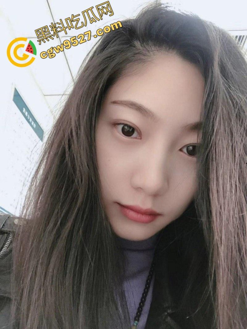 江苏泰州新婚人妻蔡丽华出轨被奸夫被爆操,贤妻秒变骚货母狗,极品身材堪称最佳炮友-2