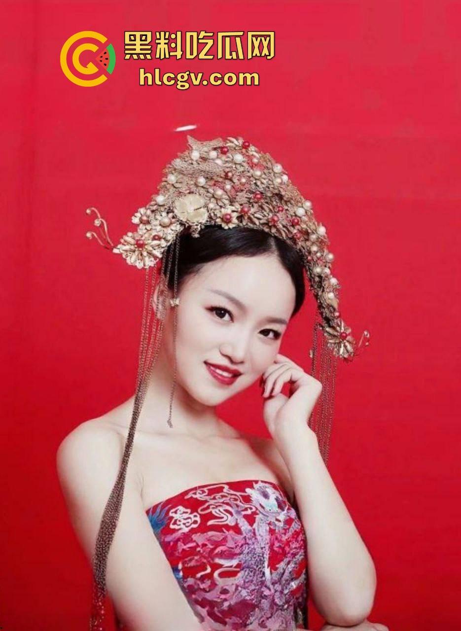 江苏南京极品少妇【蒲庆林】欲求不满!老公长期出差不在,找老王日逼越暴力越爽!-4