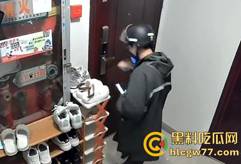 南通拆迁房小区 半夜惊现变态男 蹲守民宅狂舔女户主高跟鞋 五分钟监控视频流出！-8