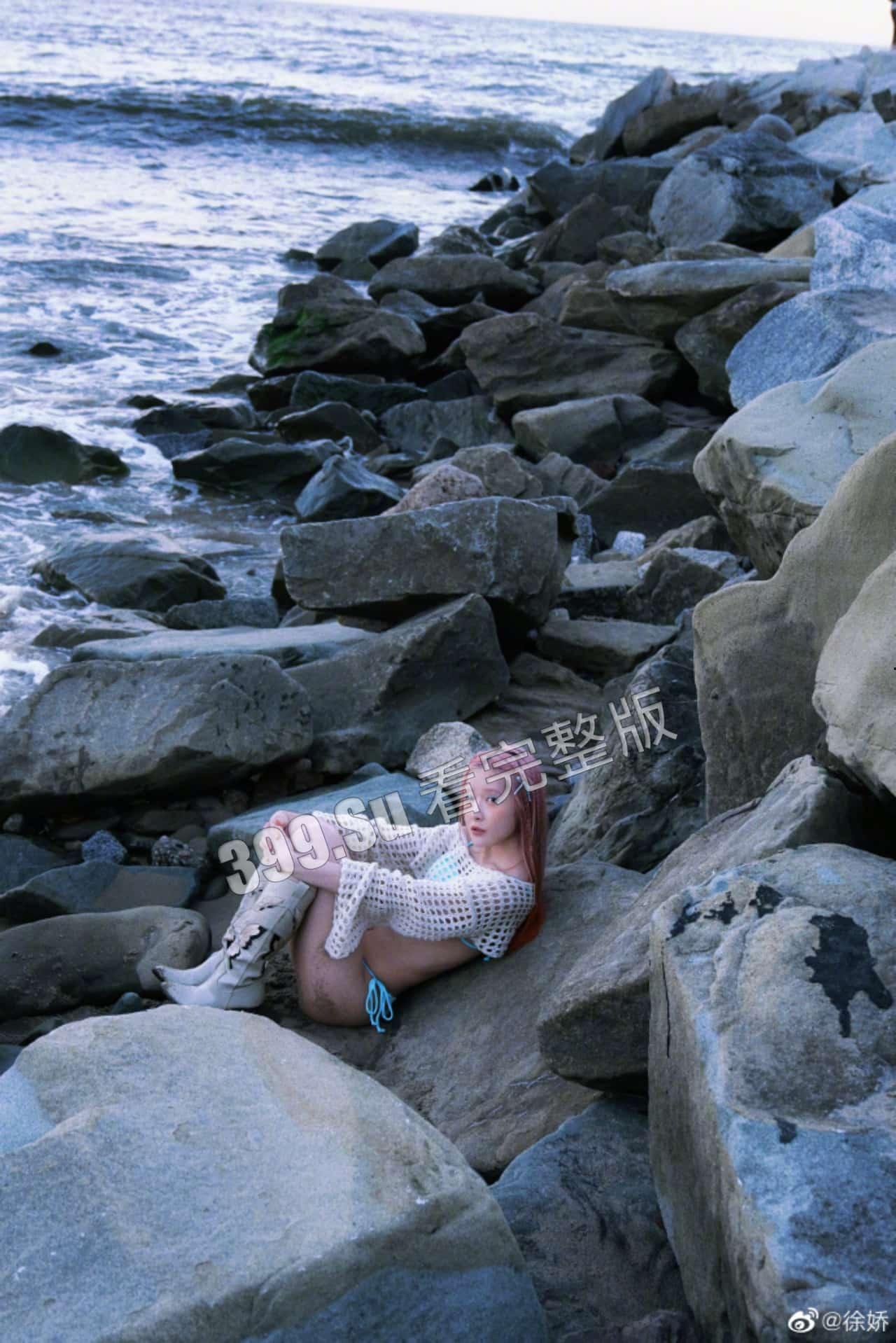 长江七号童星徐娇晒泳装,回应质疑:我很喜欢我的身体,大大方方的展示给大家看 瓜友们觉得这身材怎么样-5