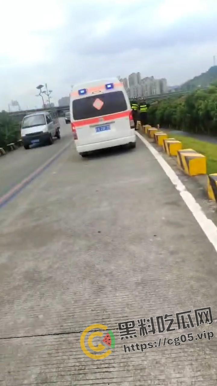 广州从化大学城女大学生接连失踪 江浦街道惊现无头女尸 凶手仍未捕获 现场画面曝光-6