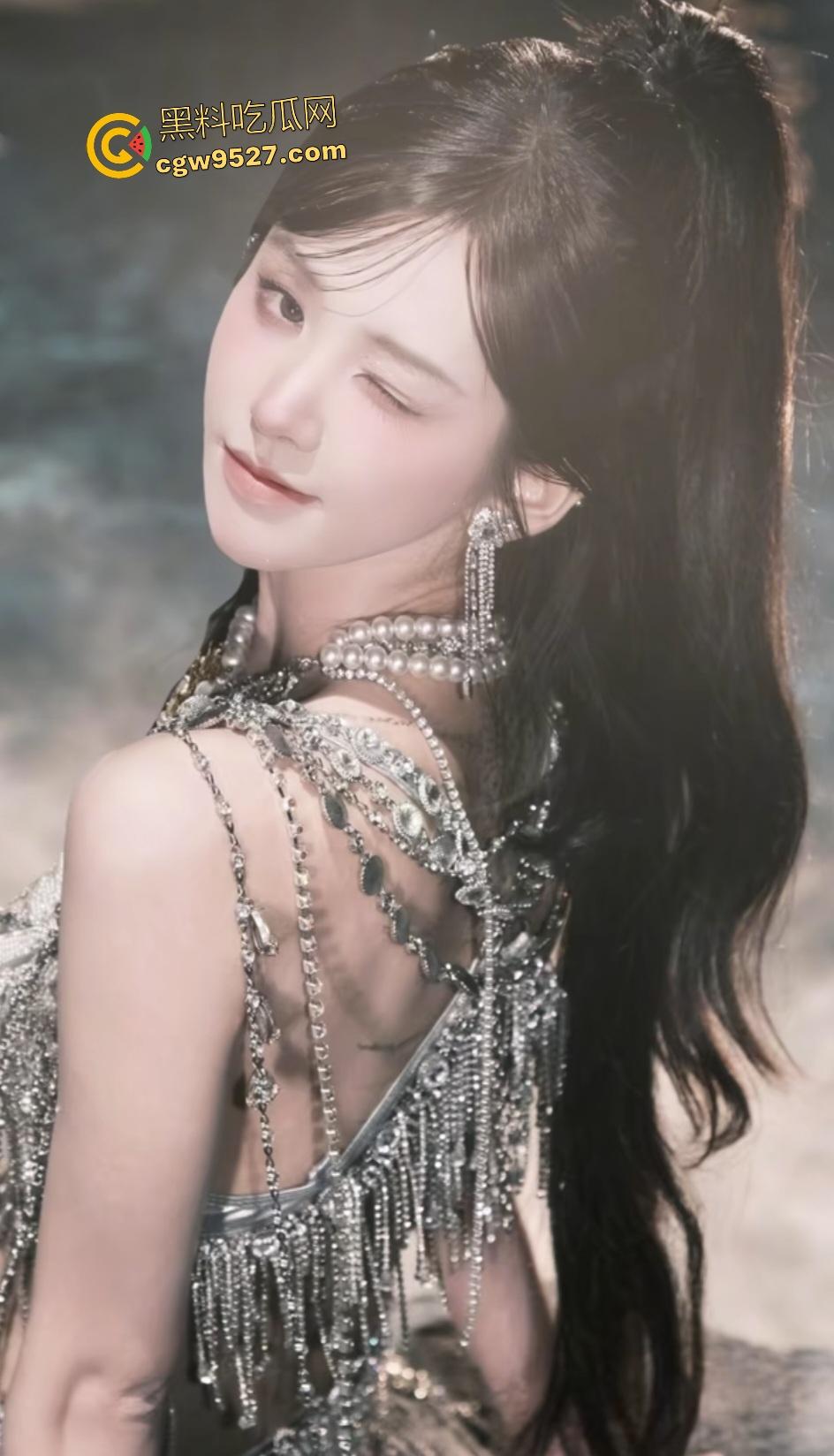 抖音网红【井川里予】,分手竟因男友外泄视频?这翘臀撅得比天高,销魂享受前男友鸡巴,最后被劈腿!-3