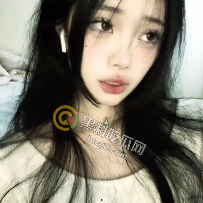 威海纺织技术学院「钱雨欣」男友偷录口交做爱视频,QQ群里暴露美妙“性爱”生活-3