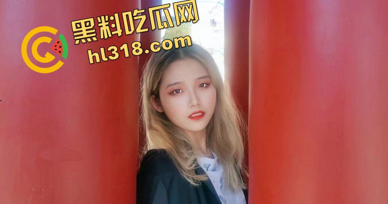 深圳新安外国语狠货老师『黄畅』课上色诱学生,勾学生手段贼溜,跟学生深度一对一辅导私密视频流出!-5