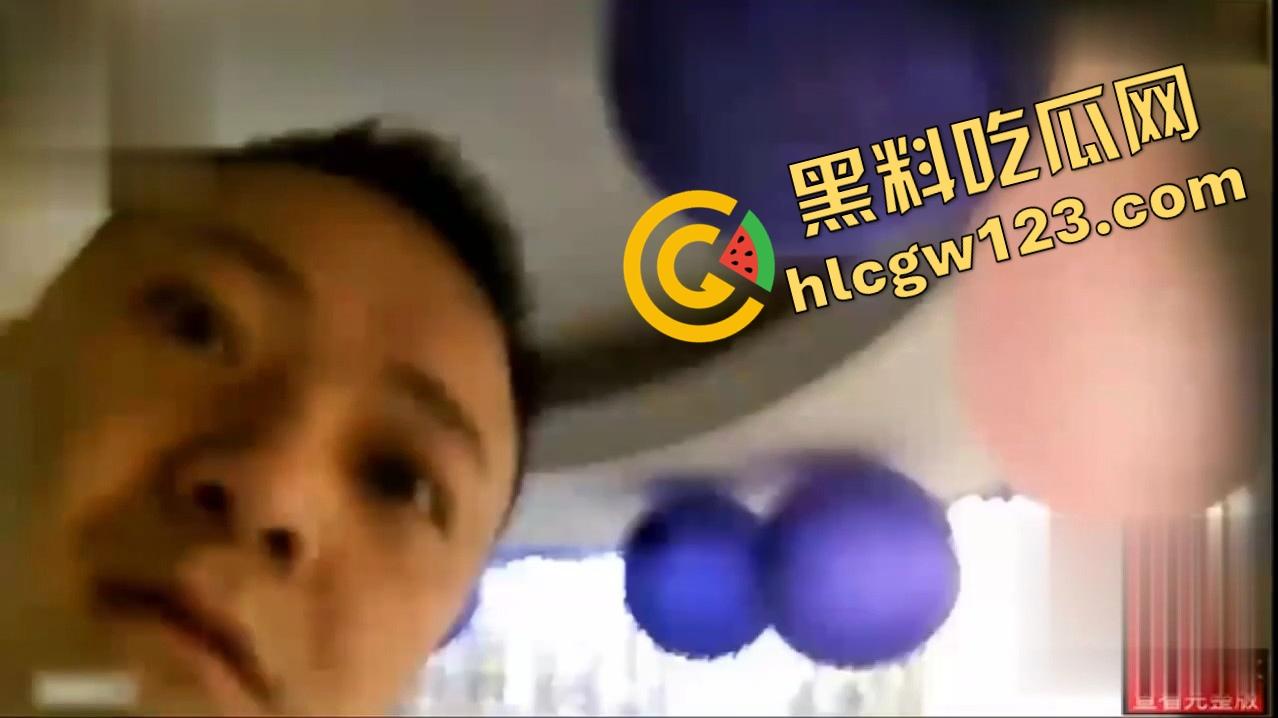 民宿开房无套爆操啪啪啪啪正激烈,换姿势换到发现针孔摄像头,女的还没高潮,摄像头先翻车!-13