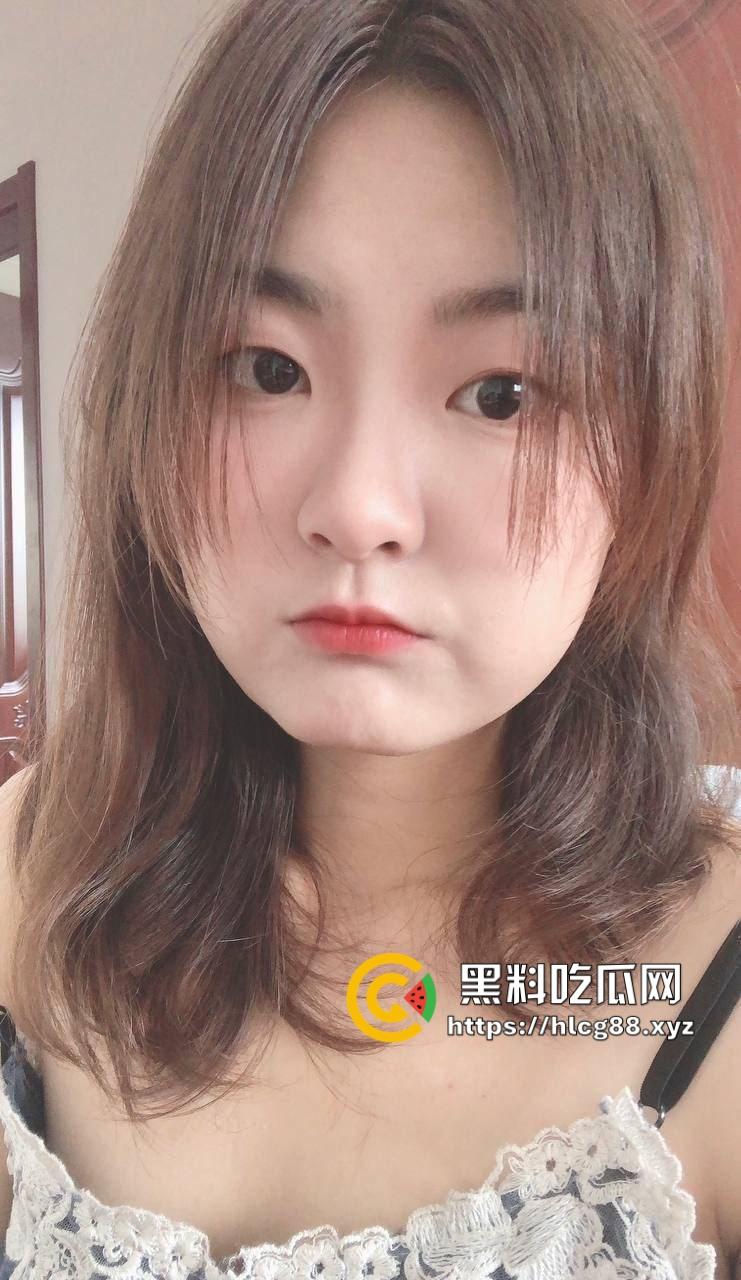 西南民族学院大二微胖妹【汪云】开学就成学长母狗,口交后入伺候得飞起,结果只是学长的玩物!-2