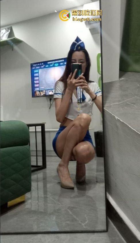 35岁骚浪顶级小野模变身金主专属母狗，穷人女神富人精盆，票子与肉体双丰收的堕落之路！-11