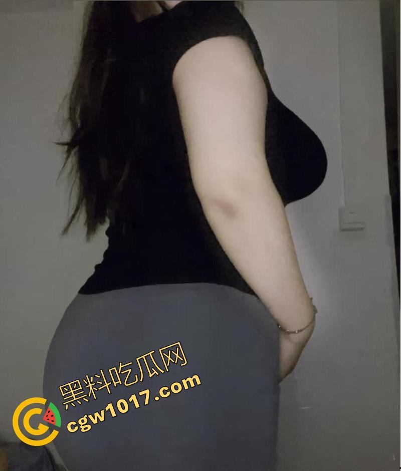 真实乱伦上演！主播连线解答偶遇到跟女婿发生关系的丈母娘，主播也无语了，真是三十如狼四十如虎五十六十坐地能吸土！-1