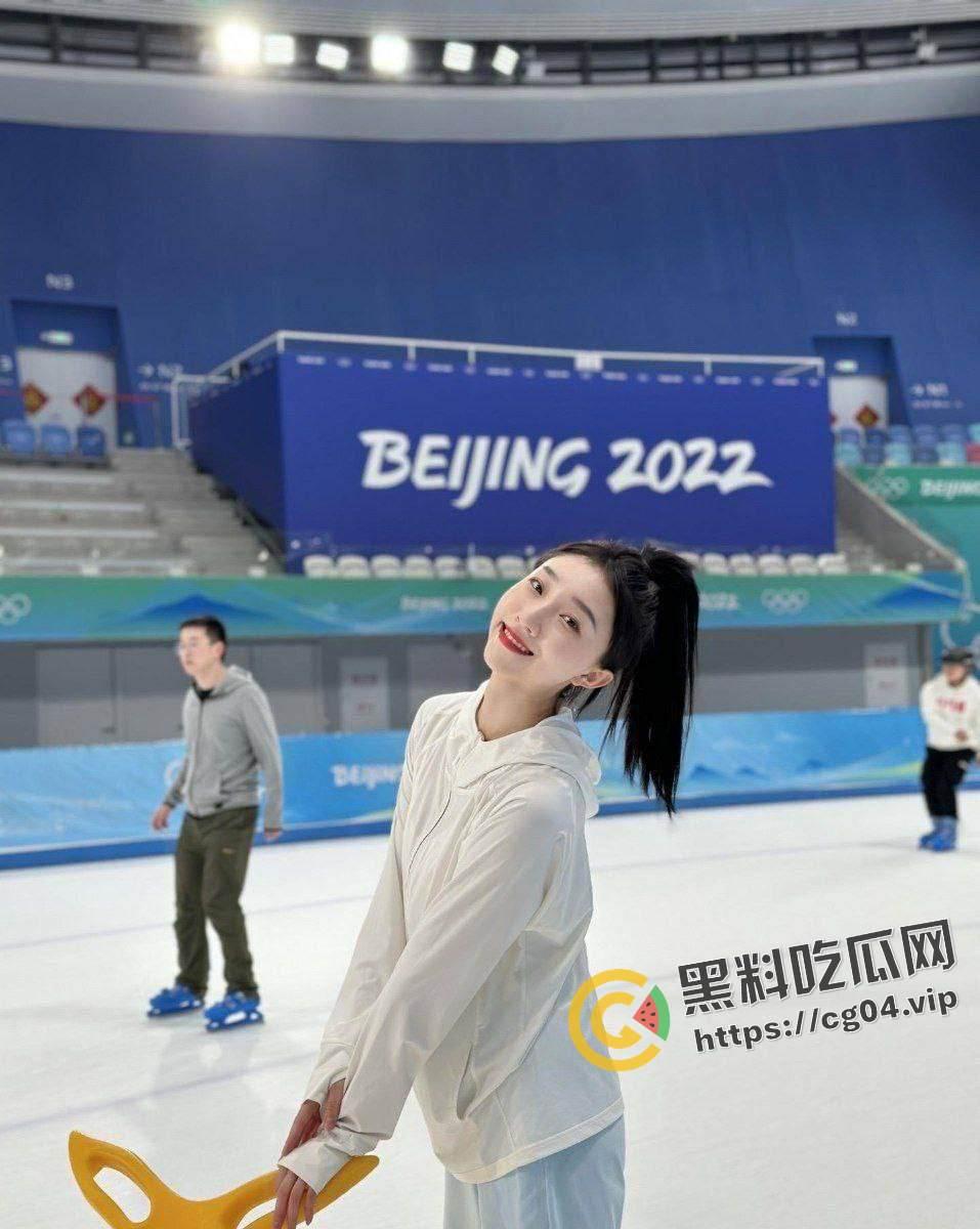 北京邮电大学校花 【曾媛】 反差婊视频曝光 每天都要舔蛋蛋-1