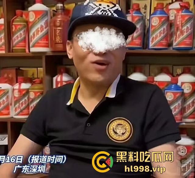 抖音网红【小虎行】酒后闹事，深圳宝安机场强迫志愿者摘口罩，扬言动手被拘！-10
