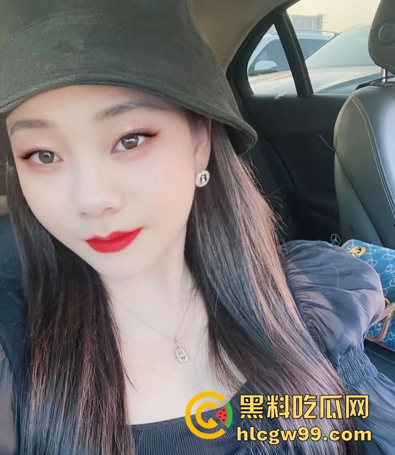 山东潍坊少妇快手网红【郑丹丹的丹】情人节约炮视频流出，姨妈期都要干，还不许炮友录像！-12