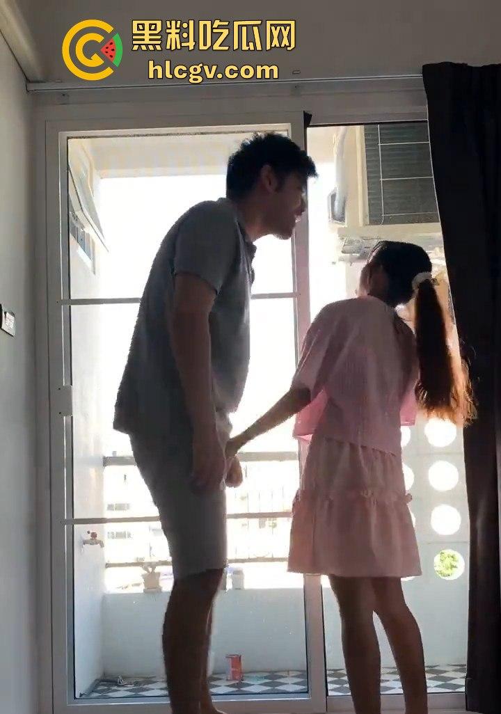 抖音网红开关灯变装骚操作之非常规抖音！美乳摇晃露乳撩人，灯光一暗一明，个个都让人上头！-15