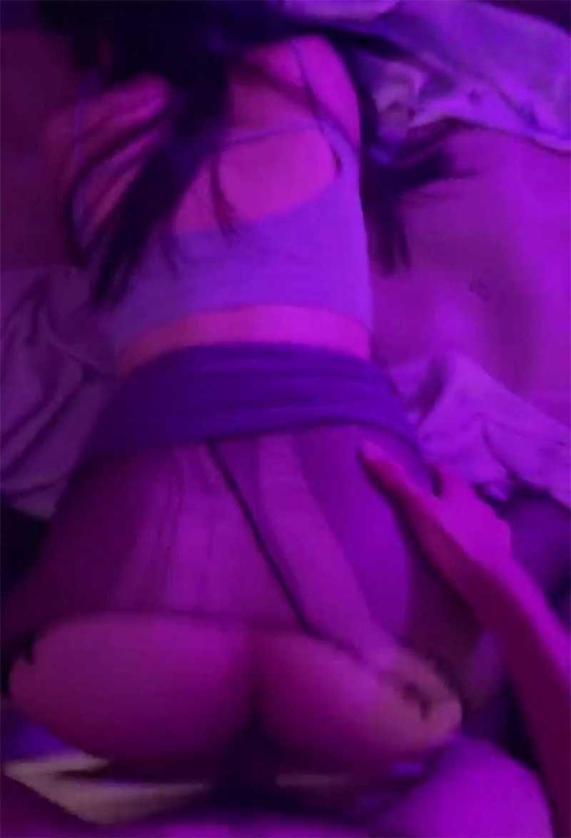 湖南常德清纯学生妹【于淑雅】，与男友激情做爱，乖巧听话淫水泛滥，性感JK黑丝美腿，操得过瘾又带劲！-7