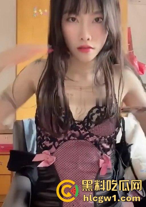 上海师范大学舞蹈生【徐雪柔】私拍流出！全身纹身反差御姐，地铁大胆露出火辣至极！-2