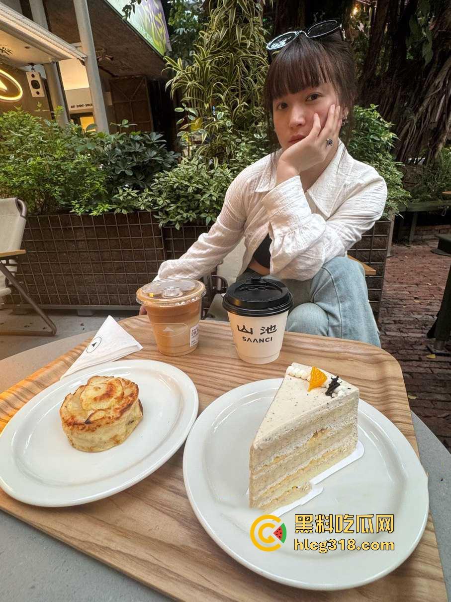 真实投稿！骚逼女友异地出轨成都咖啡店老板，线上聊骚及裸聊各种玩弄，前男友怒爆性爱视频！-6