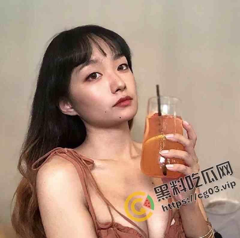 四川 资中县99年反差母狗【彭麒融】 裸贷无力偿还 被大哥拿下  视频被流出-4