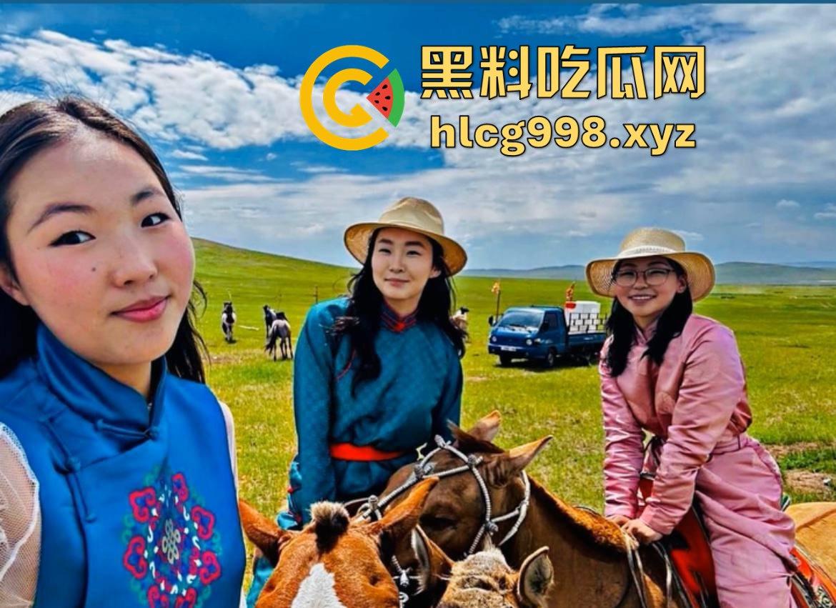 西藏20岁火辣妹子【诺诺熙】闺蜜换夫！四人激情交换视频曝光，玩得毫无底线！-5