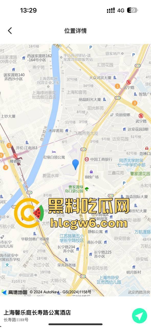 推特颜值御姐【鹿头】淫趴日常曝光，上海整容科技脸带小姐妹四男二女疯狂乱搞，鸡巴换一根又一根！-1