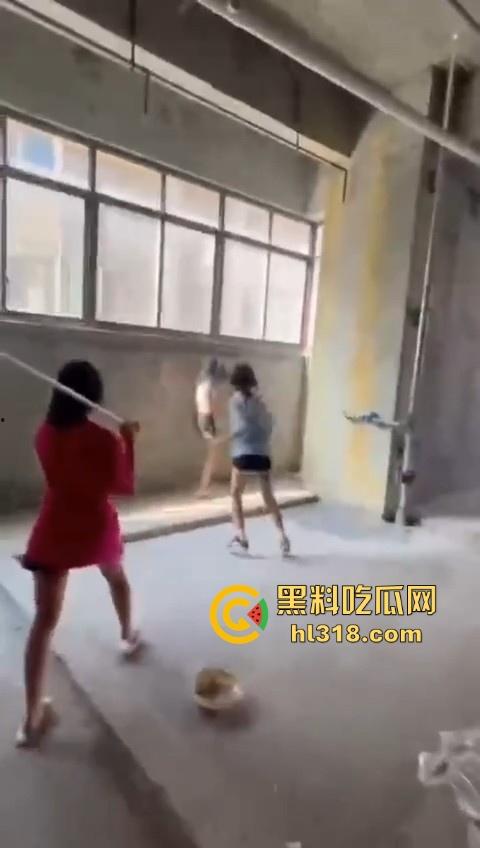 四川江油霸凌事件！持着母亲是公安局副局长就随便霸凌残疾人的孩子？还诱导其父签谅解书，激起民愤！-12