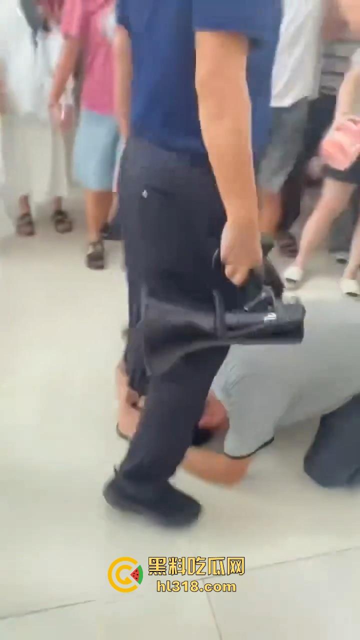 四川江油霸凌事件！持着母亲是公安局副局长就随便霸凌残疾人的孩子？还诱导其父签谅解书，激起民愤！-31