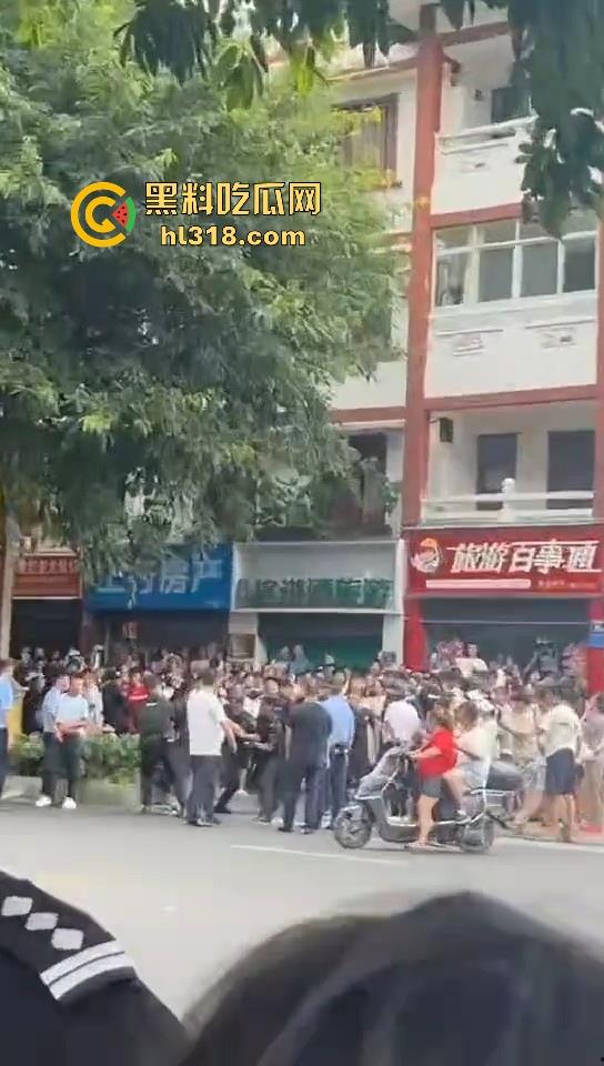 四川江油霸凌事件！持着母亲是公安局副局长就随便霸凌残疾人的孩子？还诱导其父签谅解书，激起民愤！-34