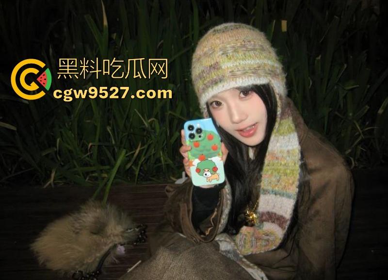 河北工商学院可爱大四学姐【胡悦】不雅视频曝光，露脸口交吞精，女上位骑乘榨精，淫靡姿态让人欲罢不能！-3