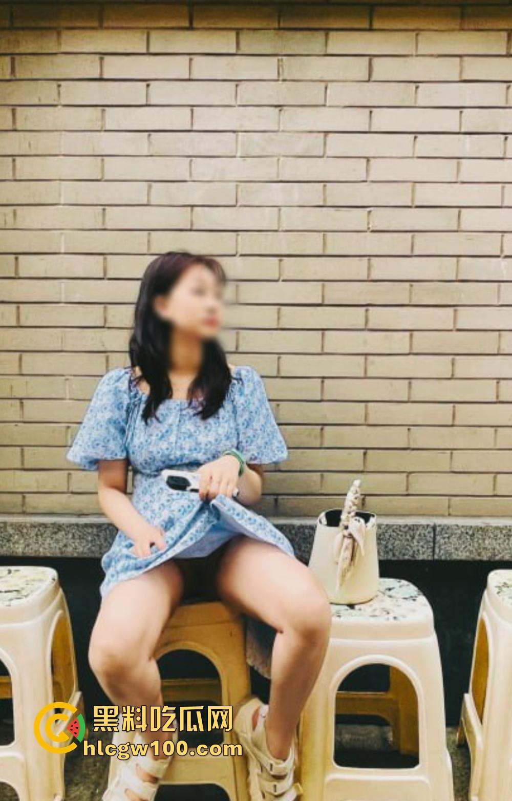 硬核绿帽玩家的骚操作，娇妻孕期成了肉体尤物，乳汁润滑胸推群P，玩到人尽皆知！-16