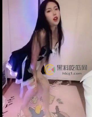 苏州女子与男友口交做爱视频外泄，抖音红人「奶盖妹妹」身份曝光引爆网络！-4