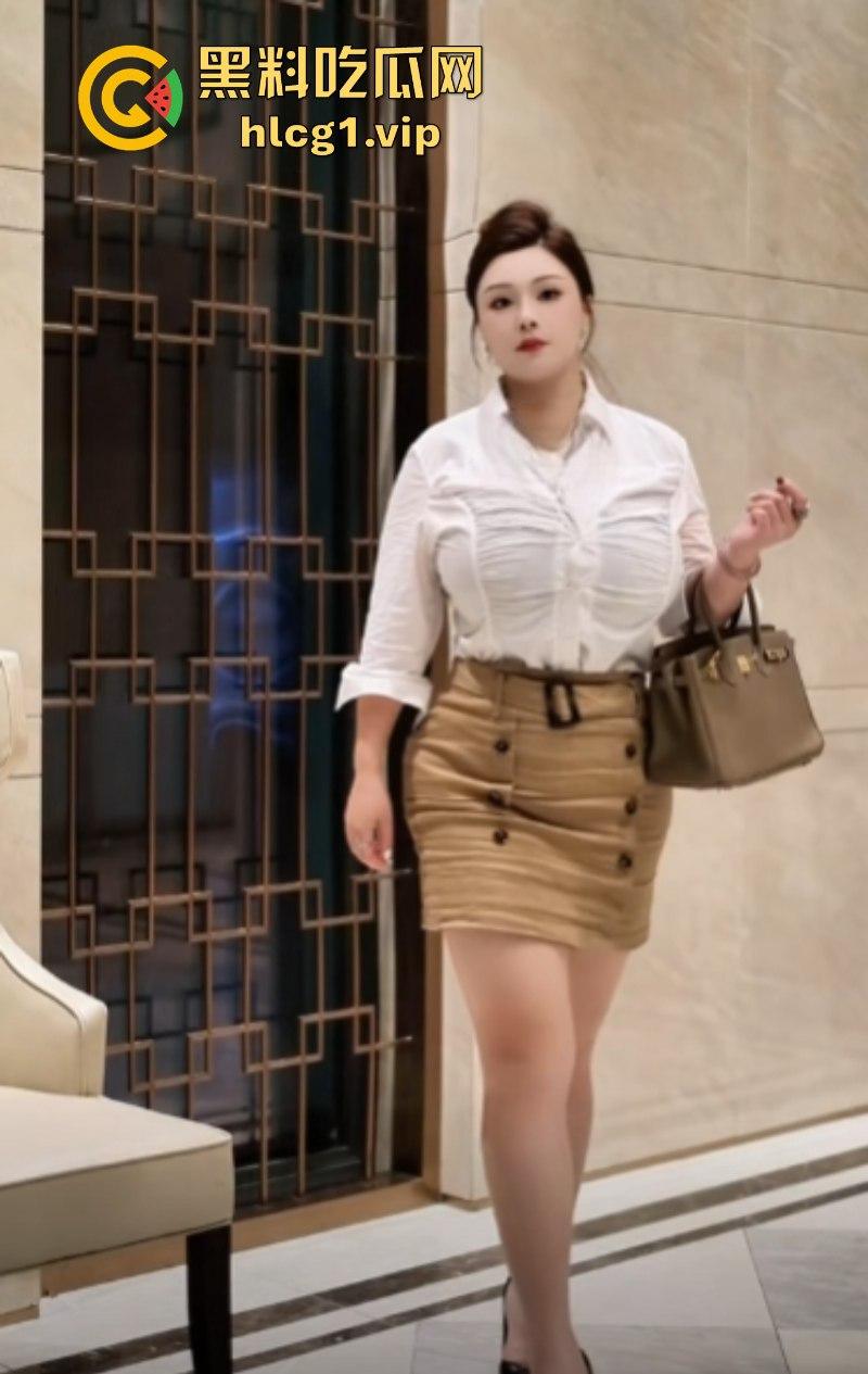 抖音爆乳网红 刘雯房车生活 雯太师最新啪啪无套内射 一起来感受一下比头大的巨乳!-9