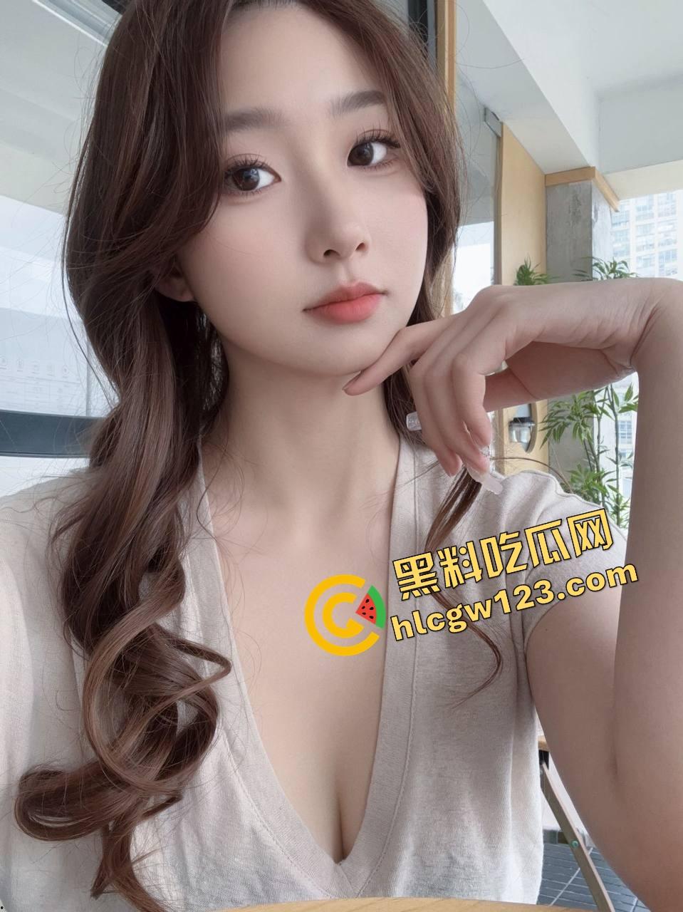 农业片天花板,大胸妹模仿奶牛挤奶,乳头夹得哆嗦喷汁,这奶子还能这样玩?奶牛看了都沉默!-5