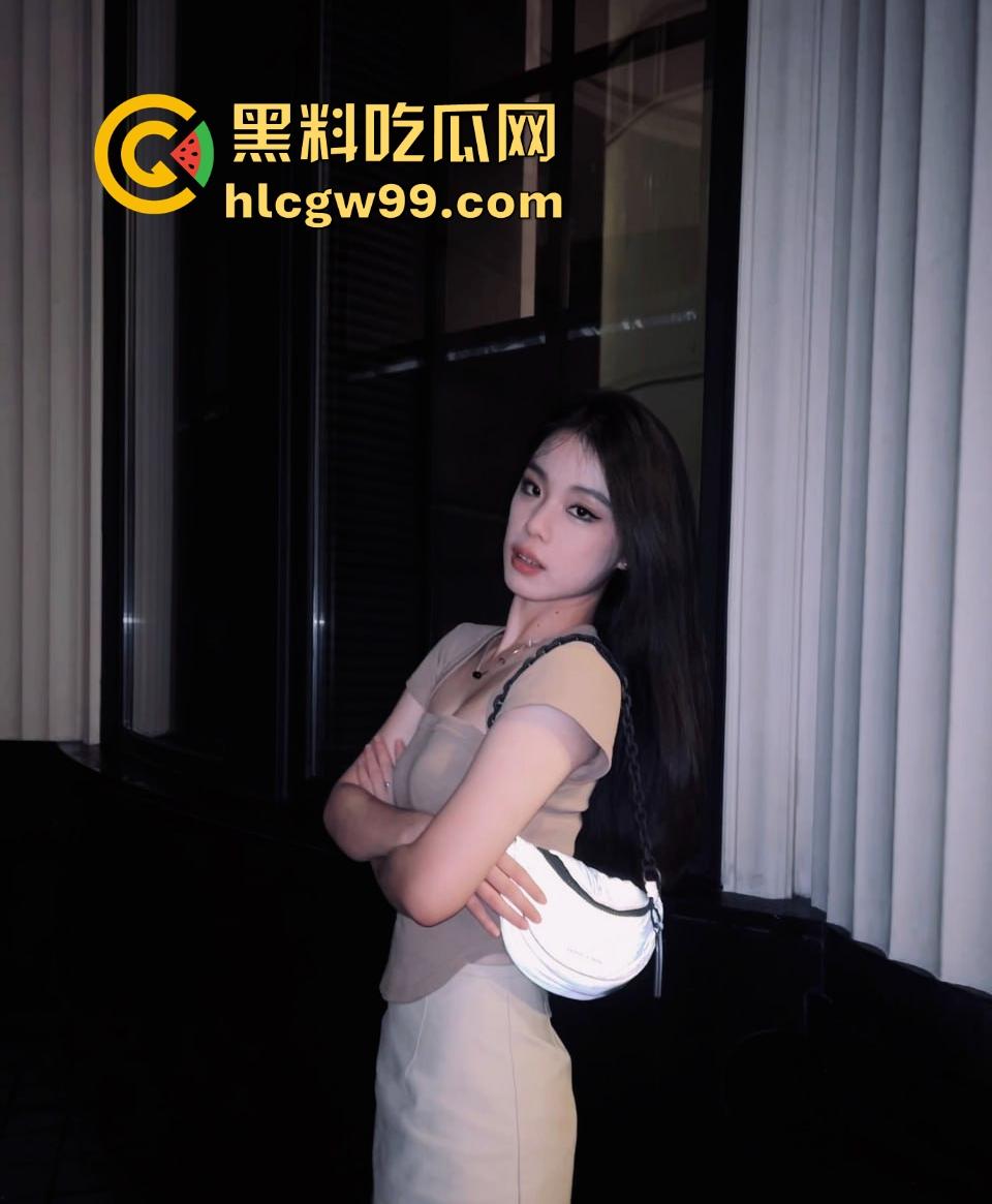 一张发给男朋友报备照片引发的惨案!群友化身福尔摩斯找到出轨证据,绿帽男友怒将其性爱视频曝光!-48