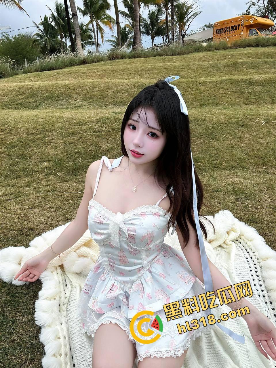 台湾巨乳网黄『Aka』被巴西小钢炮爆操，小屌配大奶花活玩到极致，兵器虽短耐操才是真王道！-3