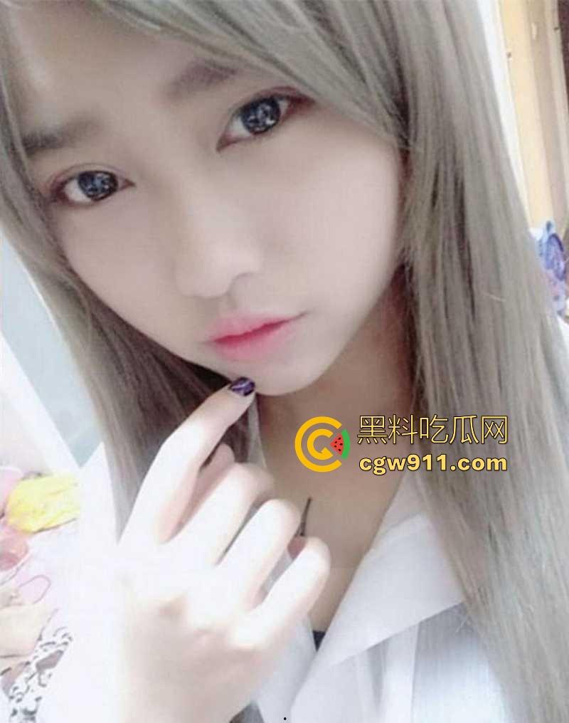 甜美学妹约炮淫片流出，可爱小母狗露脸口交舔屌，露奶掰逼被跳蛋玩穴，开档黑丝被无套爆操！-6